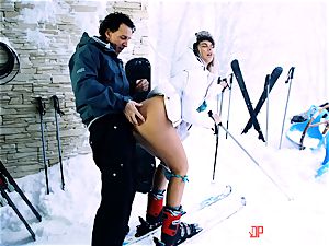 Nikky desire outdoor snow pussy plowing